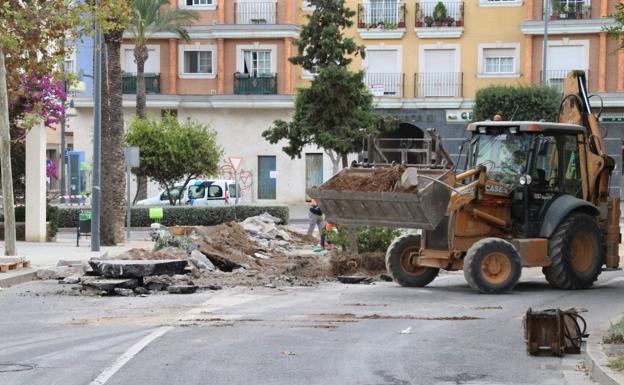 Arrancan las obras de la nueva rotonda que conectará el bulevar con la carretera Pampanico