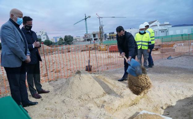 Una década de espera para un colegio que comenzará lleno en El Ejido