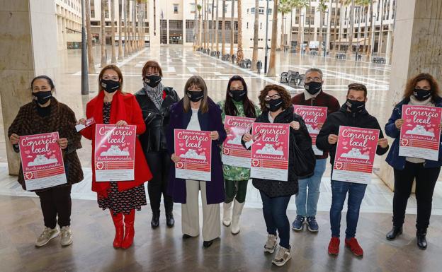 El Ejido invita a enomorarse del comercio local por San Valentín