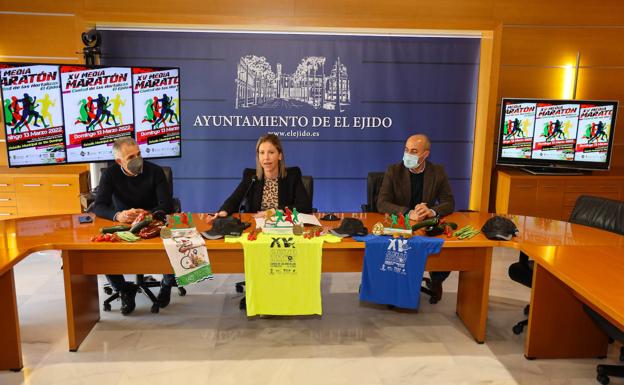 Los runners vuelven al asfalto en El Ejido con la Media Maratón Ciudad de las Hortalizas