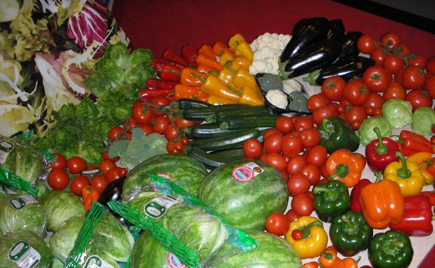 La Unión se une al chef José Andrés y envía 25.000 kilos de verdura fresca a la frontera de Polonia