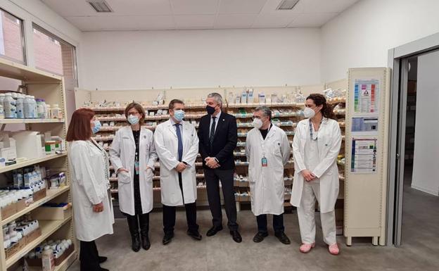 El Poniente incrementa el número de consultas de su Farmacia Hospitalaria