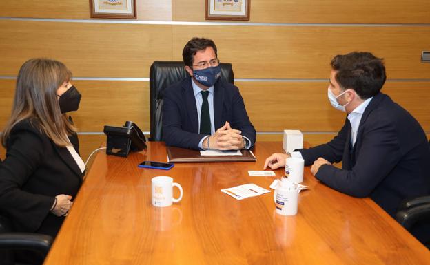 Ayuntamiento y EMPARK lanzan una campaña para estacionar en el centro
