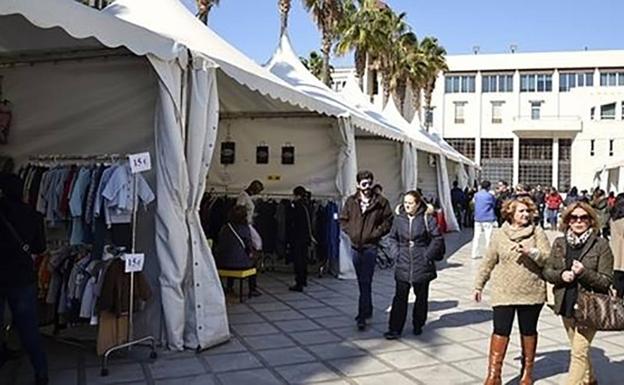 Los comercios de El Ejido sacan sus promociones a la calle con el Mercastock