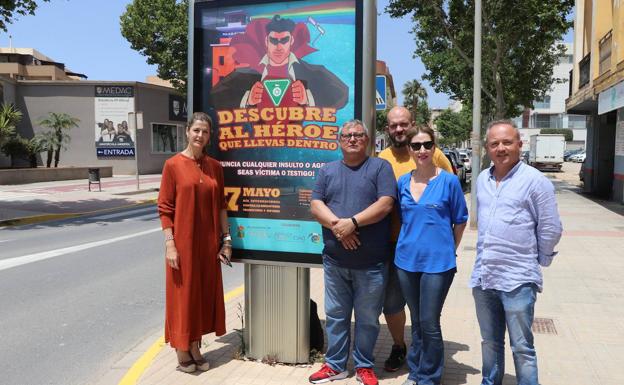 El Ejido se suma a la lucha contra la LGTBIfobia con una campaña en favor de denunciar la discriminación