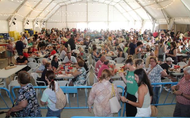 Vuelven los tradicionales 'huevos con chorizo' a Santa María del Águila
