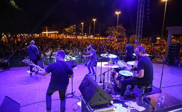 Los ejidenses muestran sus ganas de que 'el ritmo no pare' en San Isidro