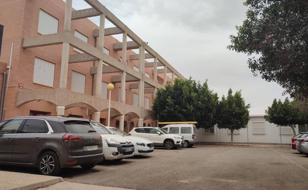 El IES Santa María del Águila arranca el curso con 50 plazas más con prefabricadas