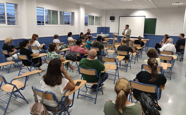El PSOE lleva al Parlamento la petición de implantar el Bachillerato en Luz del Mar