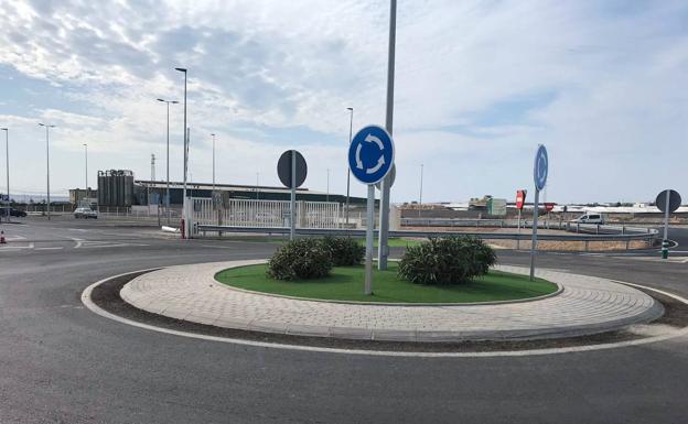 El Consorcio de Transporte mejora la seguridad en dos paradas del núcleo de Las Norias