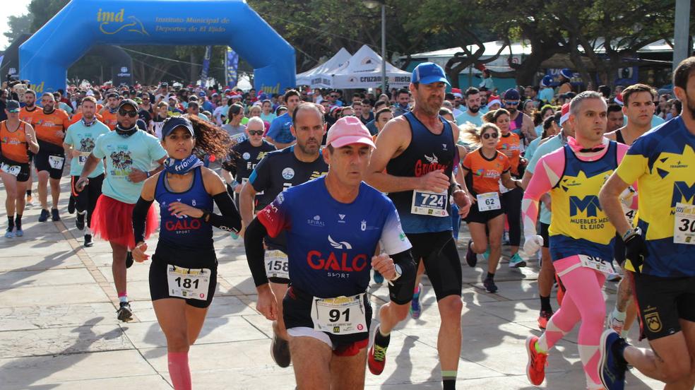El Ejido despide 2022 a la carrera y entra en 2023 haciendo deporte