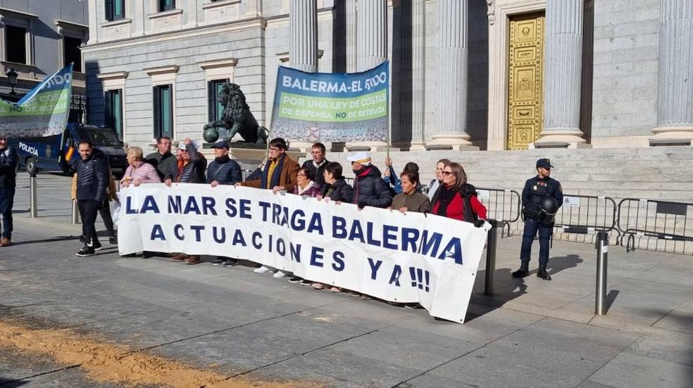 Así fue la manifestación de los vecinos de Balerma en Madrid