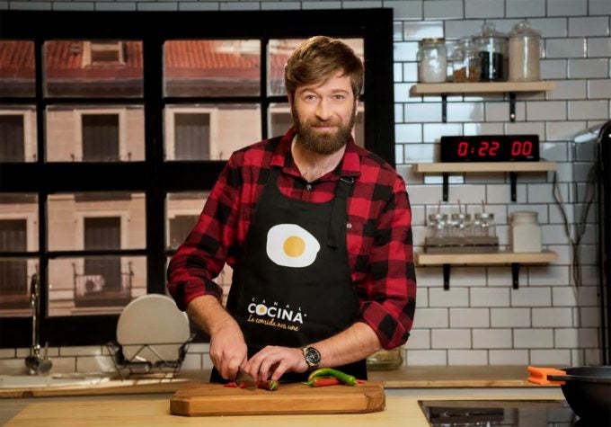 ¿Quieres cocinar mano a mano con el chef estrella de TV Julius Bienert?