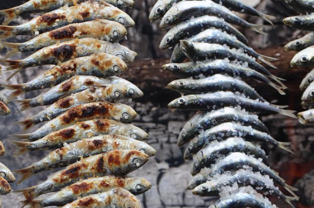 El placer de comer mirando al mar
