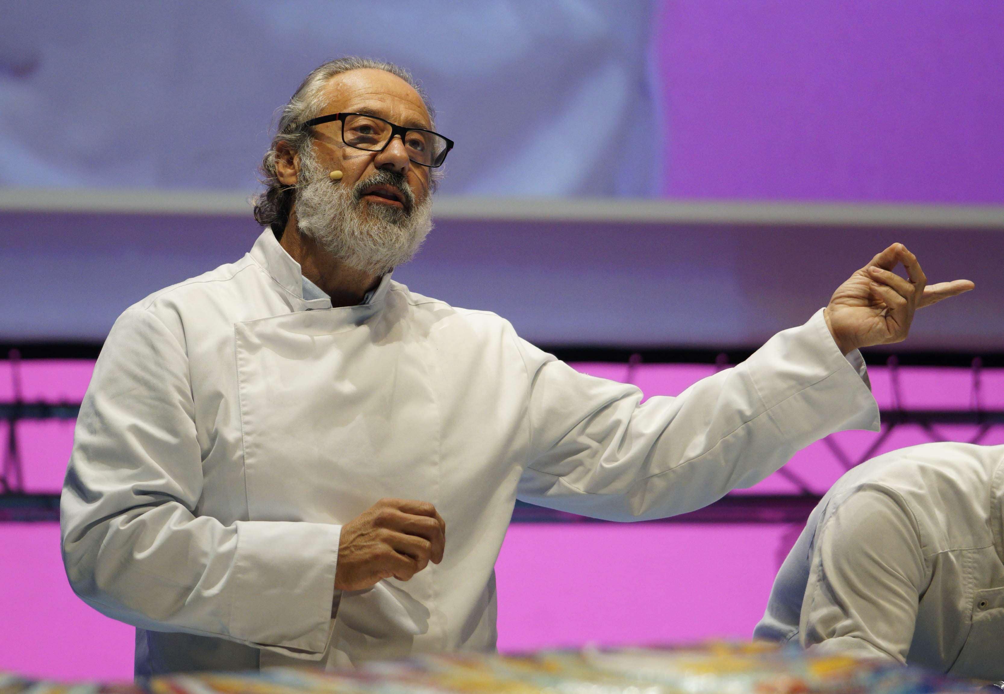 Carlos Maribona reivindica al genio de las sopas de ajo