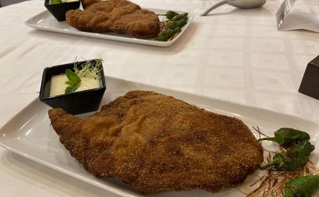 El restaurante granadino El Secreto de Humphrey finalista de un concurso dedicado a los cachopos