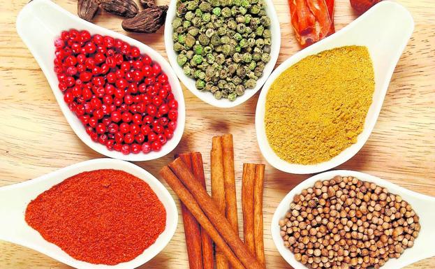 12 especias y hierbas aromatizantes con gran valor nutricional