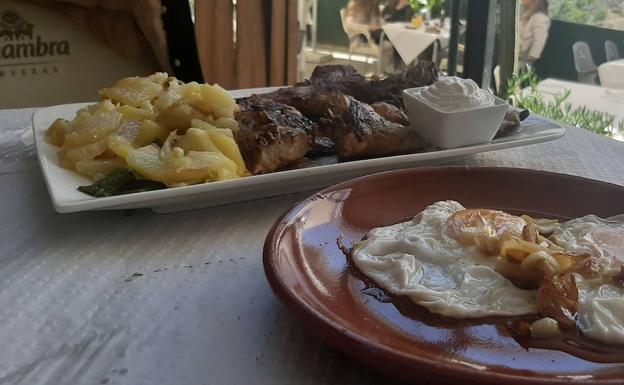 Conejo a la brasa con patatas a lo pobre, de El Puntarrón