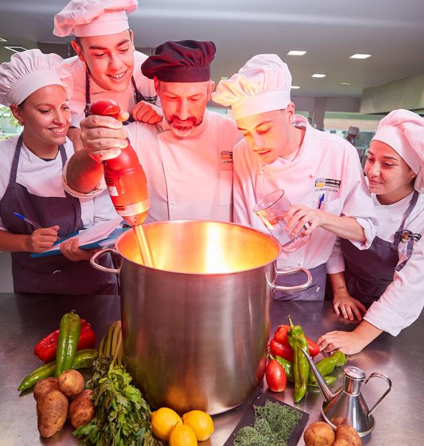 Así se 'cuecen' en Granada las futuras estrellas de la cocina