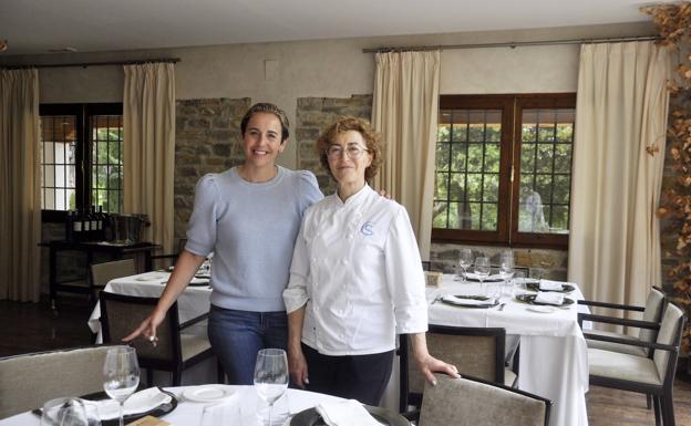 Lorena Trujillo e Isabel Fernández aportan todo su saber y experiencia a Collados de la Sagra, cuyo restaurante ha sido reconocido con un Sol Repsol. 