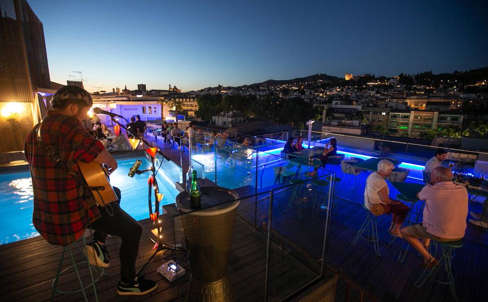 Cenas de altura en Granada con grandes vistas