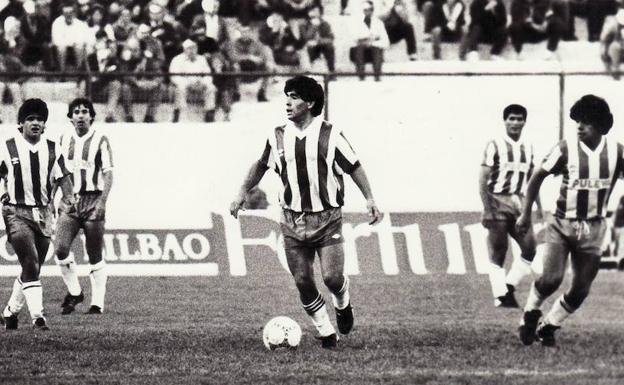 Treinta años desde que 'El Pelusa' jugó y marcó con la camiseta del Granada