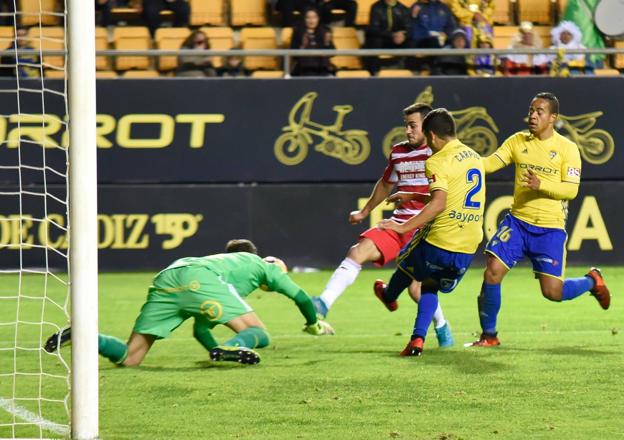 Cifuentes se disfraza de Melchor, Gaspar y Baltasar