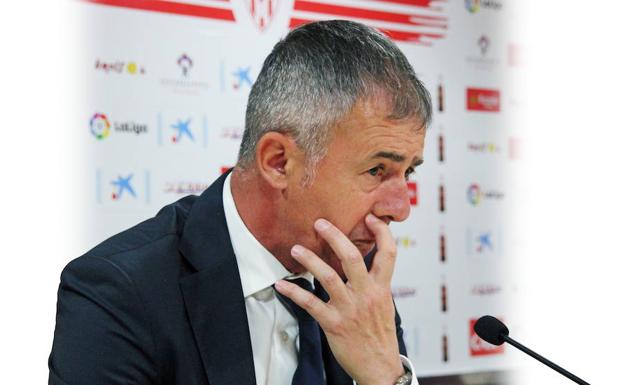 El jeque del Málaga desmiente el interés por Lucas Alcaraz