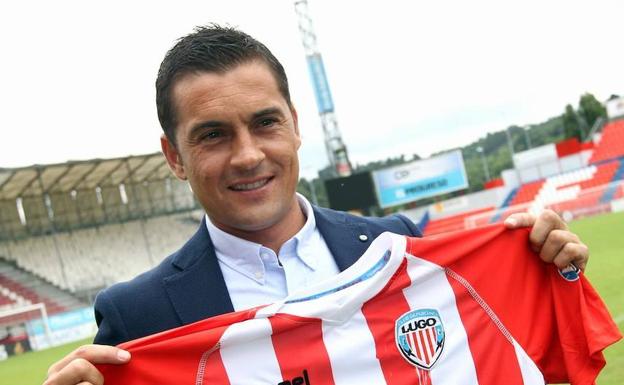 Francisco, de vacaciones, aún no ha decidido su futuro