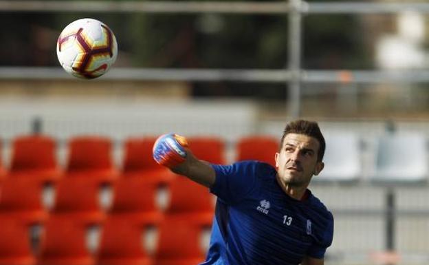 Javi Varas tampoco jugará ante el Extremadura en Marbella