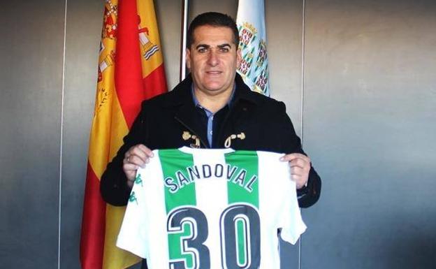 Sandoval vuelve al Córdoba