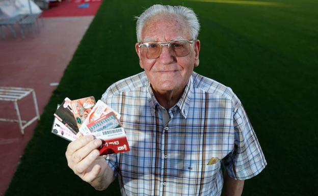 Fallece el socio nº1 del granada cf