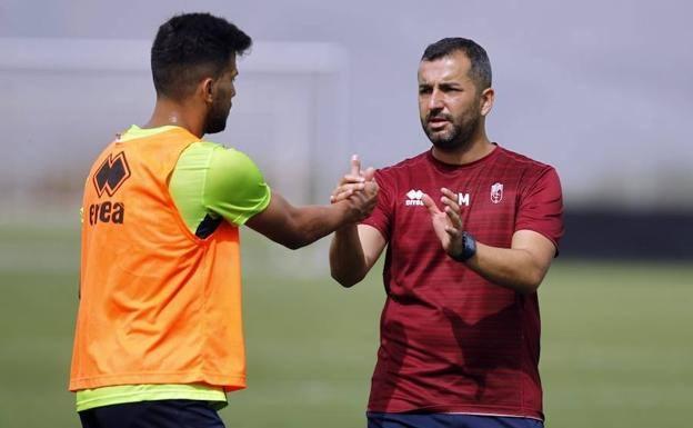 Diego se debate entre dos talentos