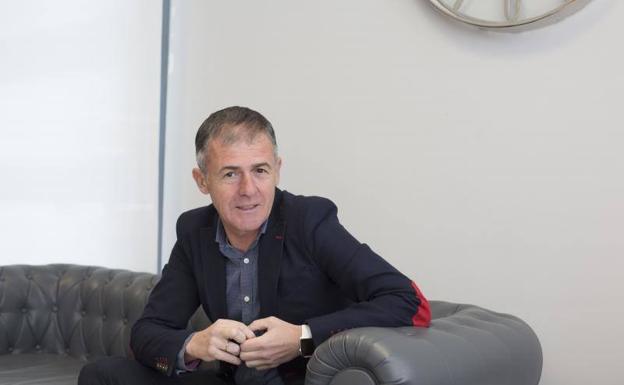 El Real Zaragoza despide a Idiakez y Lucas Alcaraz se convertirá hoy en su sustituto