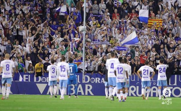 Pocos fichajes y la misma exigencia