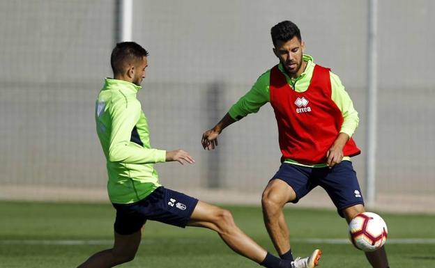 Diego Martínez sigue buscando la forma de suplir a Montoro sin enseñar aún sus cartas