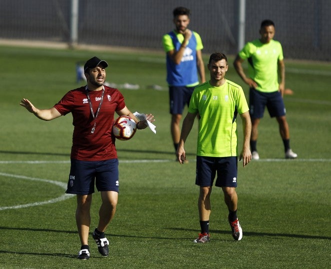 Los lectores de Canal Rojiblanco ven en Alberto Martín el mejor reemplazo de Montoro