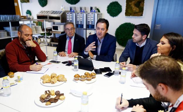 El Granada sopesa la renovación de Diego Martínez