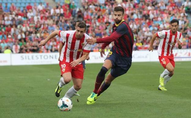 El pasado asimétrico de los seis rojiblancos que jugaron con el Almería