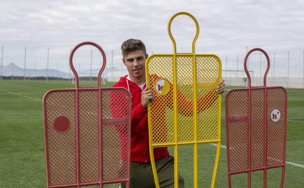 La 'Rojita' sacó de la rueda a Pozo y ahora le tiene que oxigenar