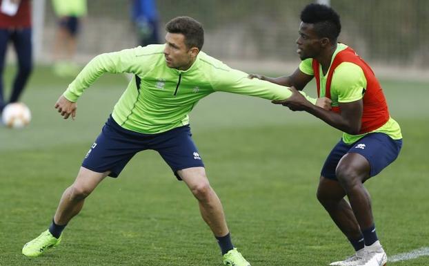 El Granada sigue preparando la semana entre ausencias