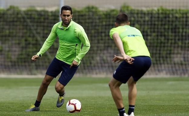 La brújula en medio de la hondonada