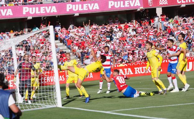 Rodri se alió con el poste y un desafortunado Lekic para hacer el primero (1-0)
