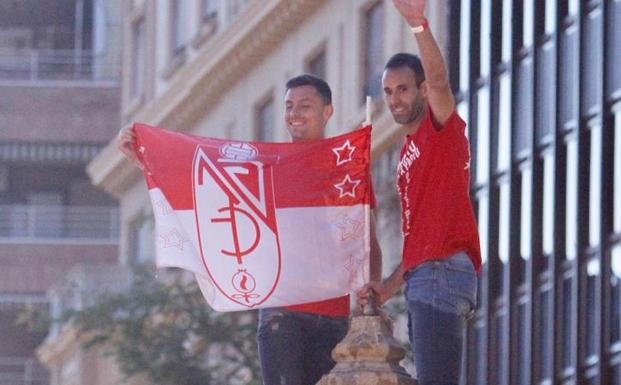 Víctor Díaz y Alberto Martín coronan la Fuente de las Batallas