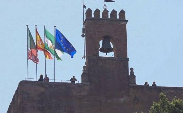 La Alhambra se suma a la celebración del ascenso del Granada CF