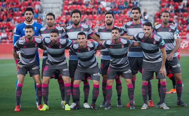 Granada CF | Veinte fichas y unos cuantos interrogantes