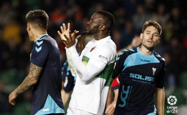 Un central que cruzó el Atlántico en busca de una oportunidad