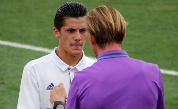 El Recreativo cierra el fichaje del extremo almuñequero Echu