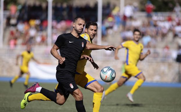 Nueva victoria sobre el pasto de Nerja