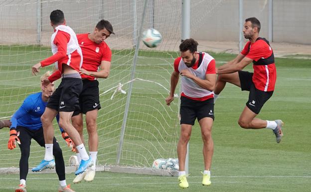 Germán Sánchez se podría reencontrar en Vigo con su pareja de baile en Tenerife